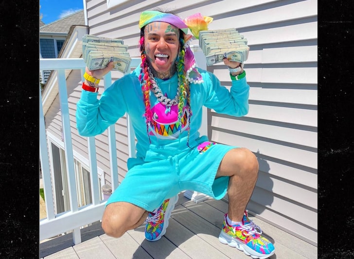 Tekashi 6ix9ine Threatens To Expose Other Rappers That Snitched On Their Gang Members
